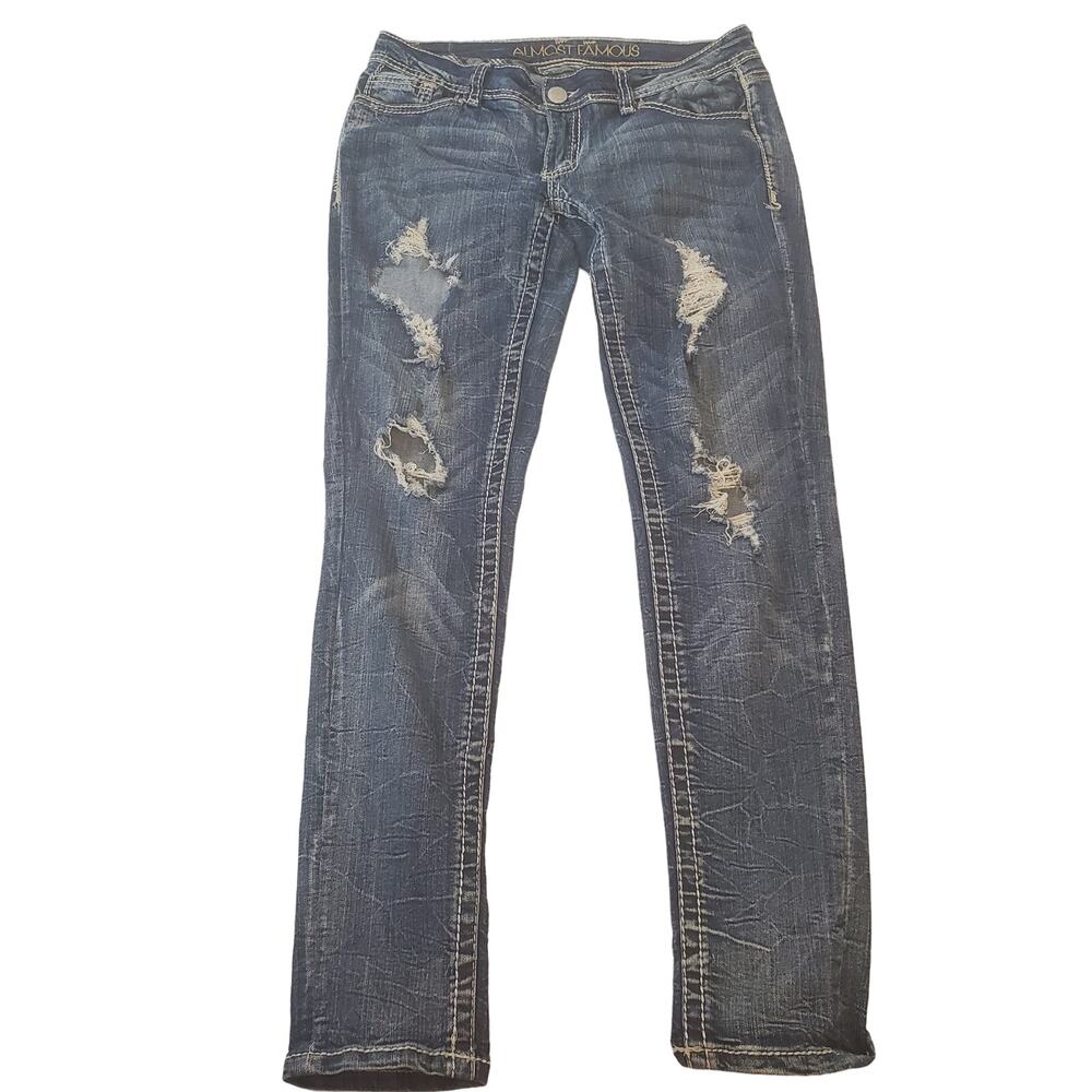 Almost Famous Distressed Low-Rise Medium Wash Skinny Jeans Sz 9